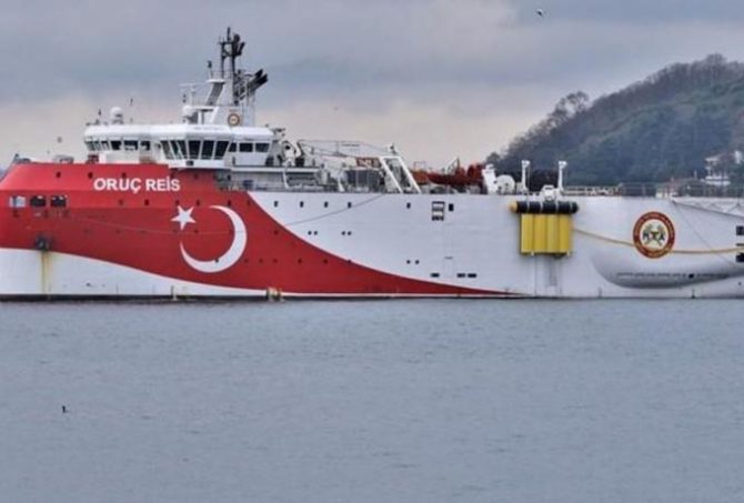 Oruc Reis: Έκανε στροφή και επιστρέφει στην ελληνική υφαλοκρηπίδα