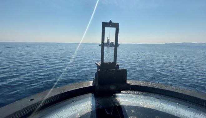 Συντηρεί την ένταση ο Ερντογάν, με το Oruc Reis να υποκρίνεται ότι “ερευνά”
