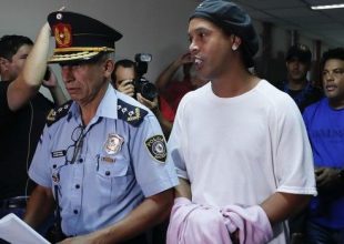 Ροναλντίνιο: Πάρτι με μοντέλα έκανε ο Βραζιλιάνος όσο ήταν σε κατ οίκον περιορισμό
