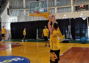 Η προθέρμανση της «Βασίλισσας» (PICS)