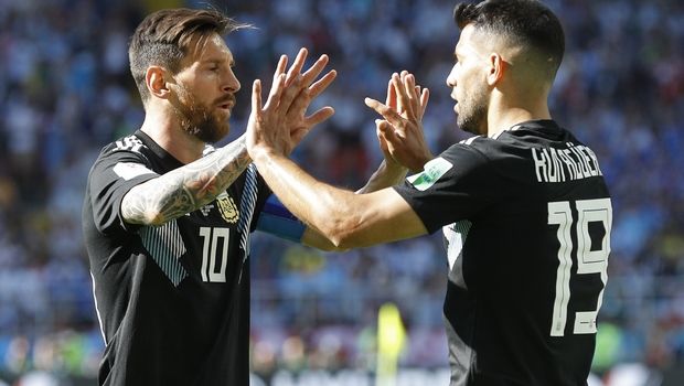 Μάντσεστερ Γιουνάιτεντ: Το “deja vu” με τον Μέσι όπως το 2011 με τον Αγκουέρο