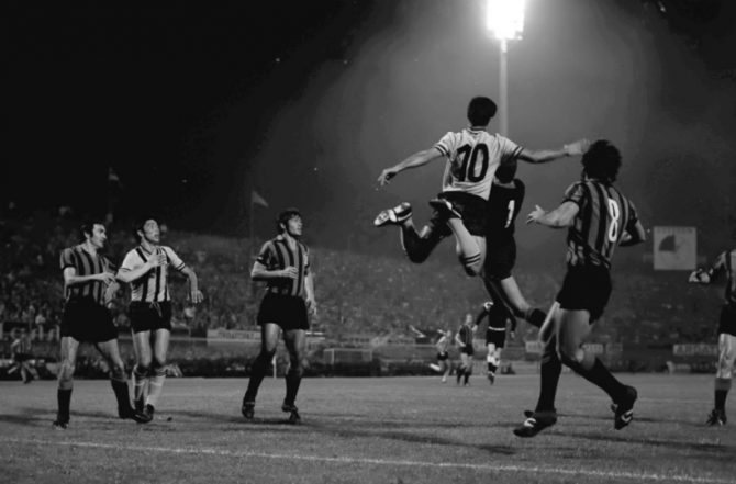 Προσκύνησε την ΑΕΚΑΡΑ η Ίντερ στην Φιλαδέλφεια (VIDEO) Προσκύνησε την ΑΕΚΑΡΑ η Ίντερ στην Φιλαδέλφεια (VIDEO)