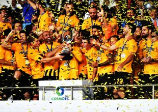 Οι 5+1 τελικοί ΑΕΚ – Ολυμπιακός που έμειναν στην ιστορία (vids)