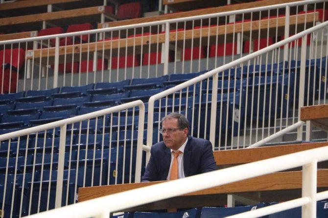 Συνεχίζεται ο αγώνας δρόμου – Μειώθηκαν τα ban της Βασίλισσας (ΦΩΤΟ)