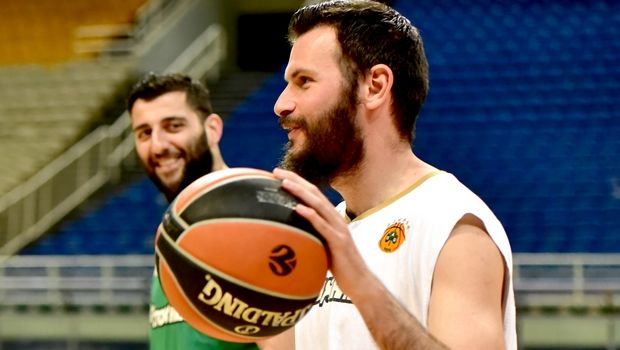 Μπουρούσης: “Δεν υπονόησα κάτι για τον Φώτση”