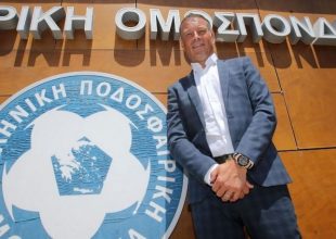 Κλάτενμπεργκ: Ανοίγει τα χαρτιά του σε συνέντευξη Τύπου