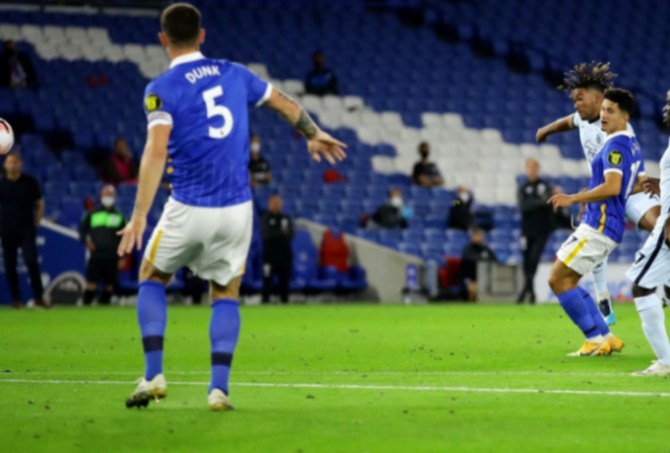 Τέσσερα θετικά κρούσματα κορωνοϊού στην Premier League