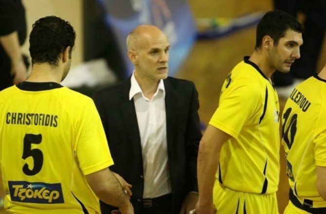 Παπαδόπουλος: Το φαβόρι για την ΑΕΚ της Καρδιάς
