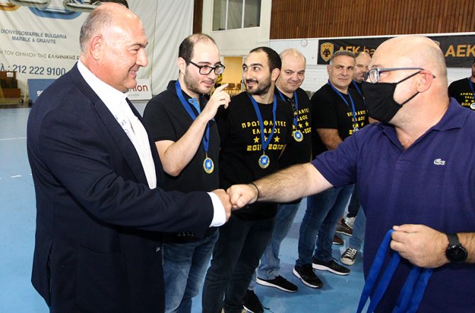 Παπαχαρτοφύλης: «Το πλάνο του Παπασταμάτη θα κάνουν την ΑΕΚ μεγάλο μέγεθος στην Ευρώπη»