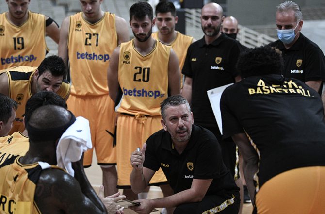 Ξανά αρνητικά όλα τα τεστ κορωνοϊού στη Βασίλισσα!