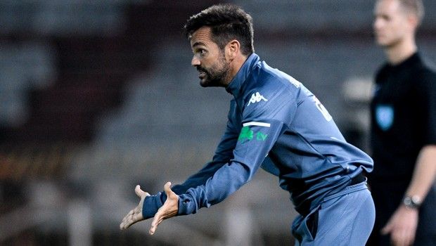 Πογιάτος: “Πρέπει να ξυπνήσουμε”