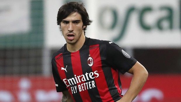 Τονάλι: “Ο Ιμπραχίμοβιτς είναι ένα ίνδαλμα για όλους”