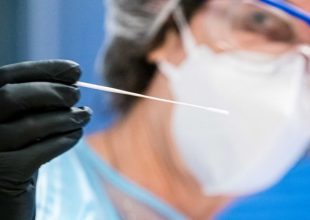 Γαλλία: Νέο ρεκόρ μολύνσεων με πάνω από 20.000 νέα κρούσματα