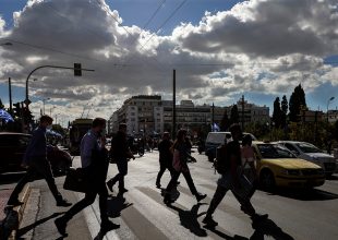 Κορωνοϊός: Τα δύο μέτρα που προτείνει η επιτροπή ειδικών – Τι θα γίνει με την εστίαση