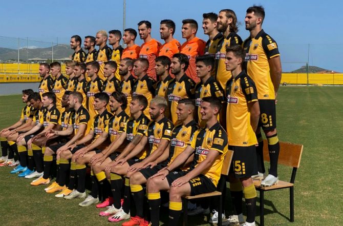 Το backstage της φωτογράφισης (pics)