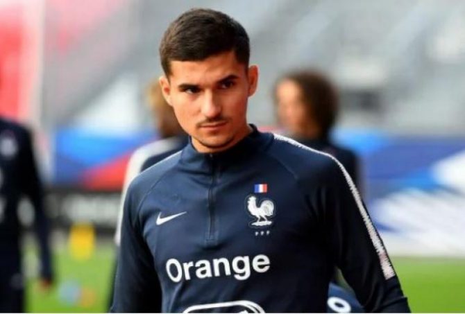 Πρόταση της Γιουβέντους στη Λιόν για τον Αουάρ