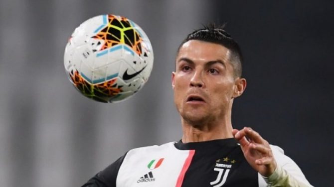 Marca: “Εκτός με Μπαρτσελόνα ο Ρονάλντο, παραμένει θετικός στον κορωνοϊό” Marca: “Εκτός με Μπαρτσελόνα ο Ρονάλντο, παραμένει θετικός στον κορωνοϊό”