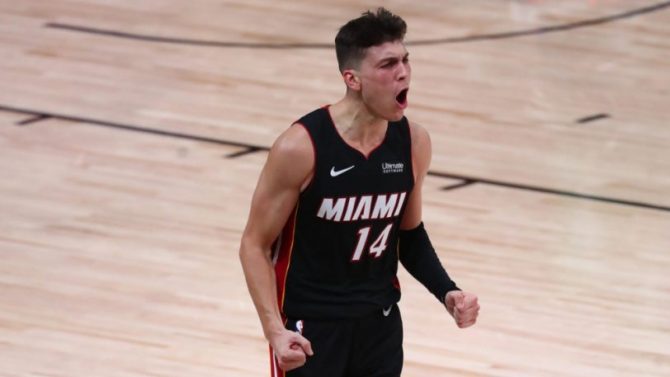 Χίρο: Έκτος rookie στην ιστορία με 300+ πόντους στα playoffs! (pic)