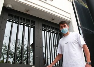 Στα γραφεία της ΑΕΚ ο Νεντελτσιάρου (ΦΩΤΟ)