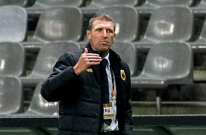 Καρέρα: «Δεν απαντώ για την αλλαγή του Λιβάγια» (VIDEO)