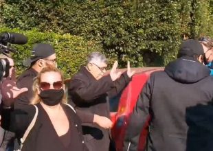 Μιχαλολιάκος: Με τραμπουκισμούς κατά δημοσιογράφων η αναχώρηση για τη φυλακή