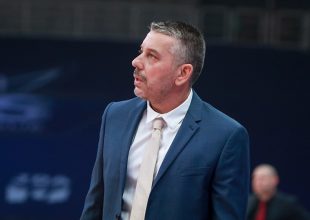 Παπαθεοδώρου: «Συνεχίζουμε, μεγαλώνοντας την ΑΕΚ και κάνοντας περήφανους τους οπαδούς»
