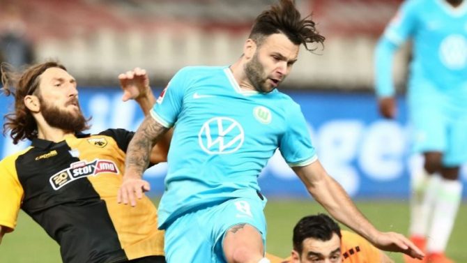 Θετικός στον κορωνοϊό ο Στέφεν που έπαιξε στο ΑΕΚ – Βόλφσμπουργκ!