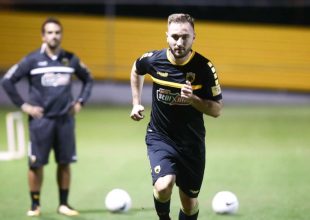 Τάνκοβιτς: «Νιώθω φανταστικά στην ΑΕΚ – Είμαι πανέτοιμος να παίξω»