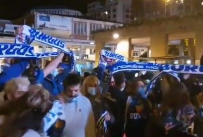 Βγήκαν στους δρόμους και πανηγύρισαν οι φίλαθλοι της Μπούργος (vid)