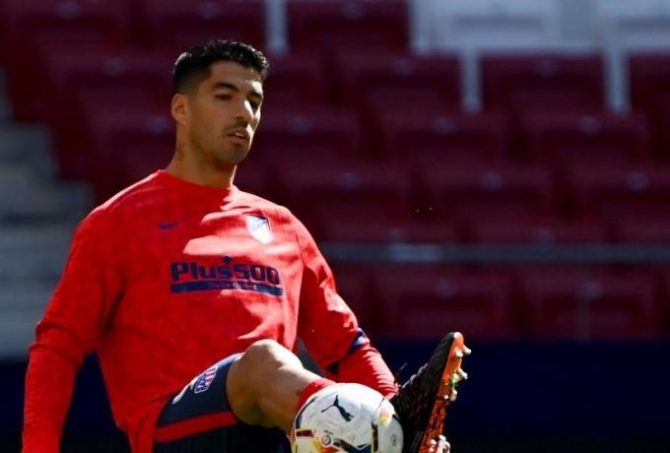 Θετικός ξανά στον Covid ο Σουάρες