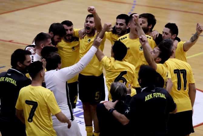 Πρεμιέρα για την ΑΕΚ κόντρα στην Κόμπρα