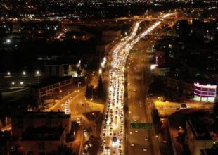 Athens Before Lockdown: Η ιστορική κίνηση στους δρόμους της Αττικής από ψηλά