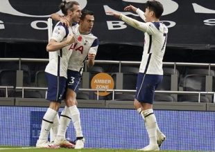 Τότεναμ – Μπράιτον 2-1: Ο Μπέιλ την εκτόξευσε στην 2η θέση