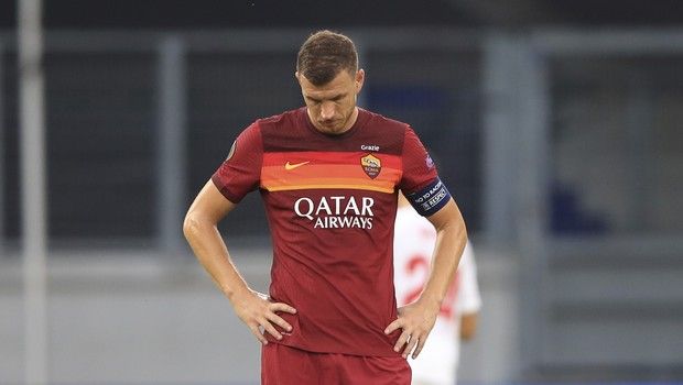 Ρόμα: Θετικός στον κορωνοϊό ο Τζέκο Ρόμα: Θετικός στον κορωνοϊό ο Τζέκο