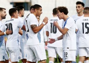 Διεθνείς: «Να επανεξεταστεί το αίτημα για την έναρξη της Super League2 και της Football League»