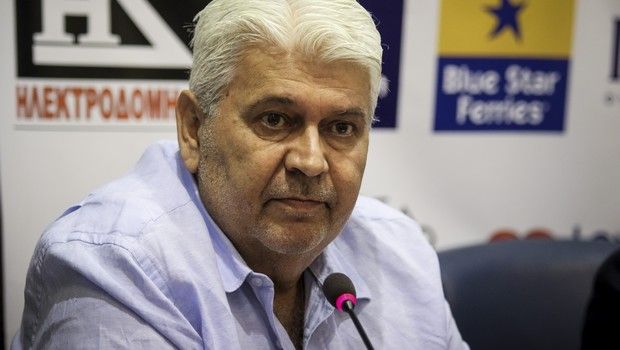 Βόλεϊ: Ο Καραμπέτσος ζητά εκλογές το καλοκαίρι