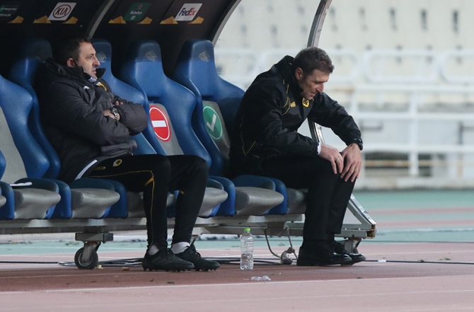 Στηρίζει Καρέρα, αλλά…