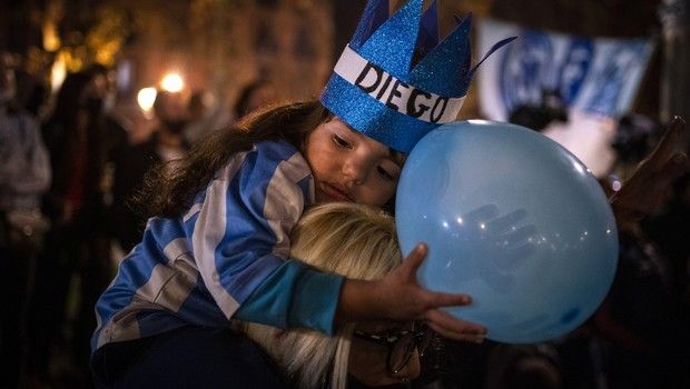 Μαραντόνα: Οι 10 πιο συγκλονιστικές φωτογραφίες από την κηδεία