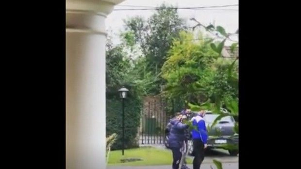 Το συγκινητικό τελευταίο video του Μαραντόνα: Έδωσε χαρά σ’ ένα ακόμη παιδί