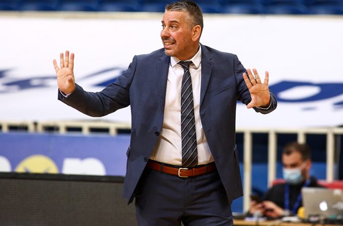 Παπαθεοδώρου: «Πολύ δύσκολο και σημαντικό ματς»