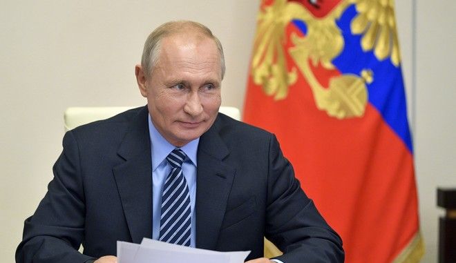 Εμβόλιο κορωνοϊού: “Αποτελεσματικό πάνω από 90% το Sputnik-V” λένε οι Ρώσοι