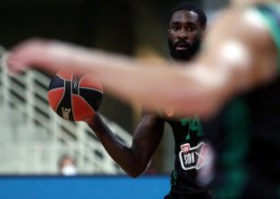 Ζήτησε τον λόγο από τον Σαντ-Ρος ο Βόβορας επειδή δεν έδωσε το χέρι σε αλλαγή