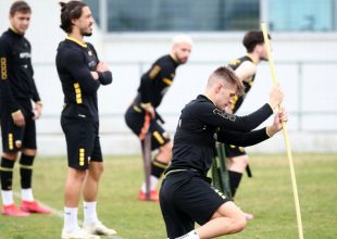 Σιμάνσκι, Σιμόες και Τσιγκρίνσκι επέστρεψαν στις προπονήσεις (pics)