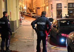 Βιέννη: Επίθεση σε συναγωγή και σε άλλα σημεία – Πληροφορίες για 7 νεκρούς και πολλούς τραυματίες
