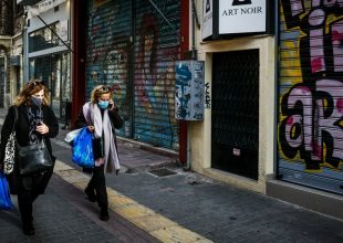 Χριστούγεννα «μάχης» με την πανδημία: Το σχέδιο για την αγορά – Ανακοινώσεις Πέτσα το μεσημέρι