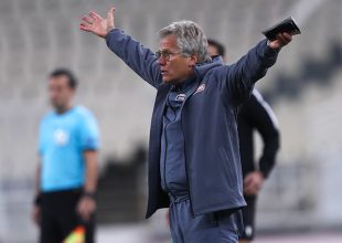 Μπόλονι: «Έχω βαρεθεί με τις αντιδράσεις των παικτών»