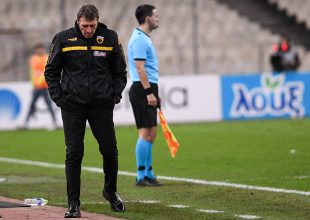 Μια ΑΕΚ εκτός τόπου και χρόνου