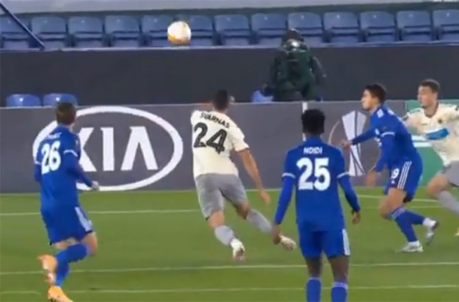 Άμυνα… «χωνί» και τρίτη χειρότερη του Europa League
