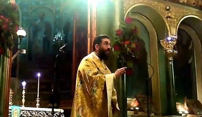 Καλαμάτα: Ιερέας “πέταξε έξω” όσους δεν φορούσαν μάσκα