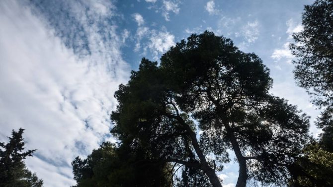 Καιρός: Πού αναμένονται βροχές σήμερα